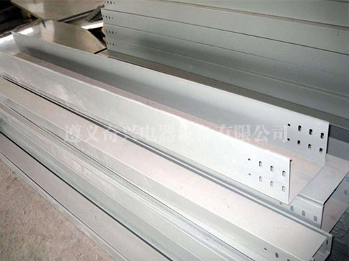 凤冈优质梯式电缆桥架厂家